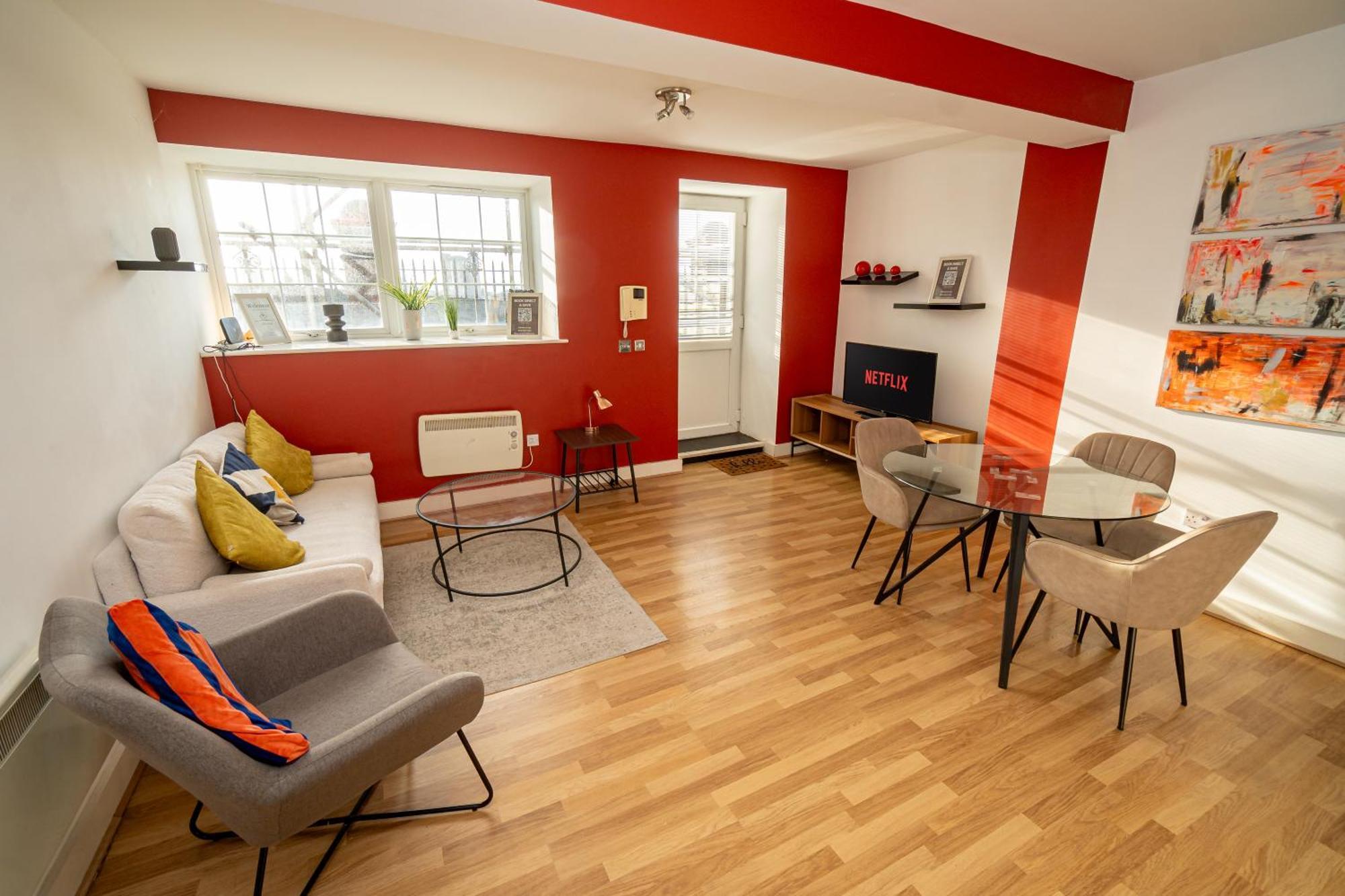 Cozy And Modern 2-Bed Apartment Swansea Esterno foto